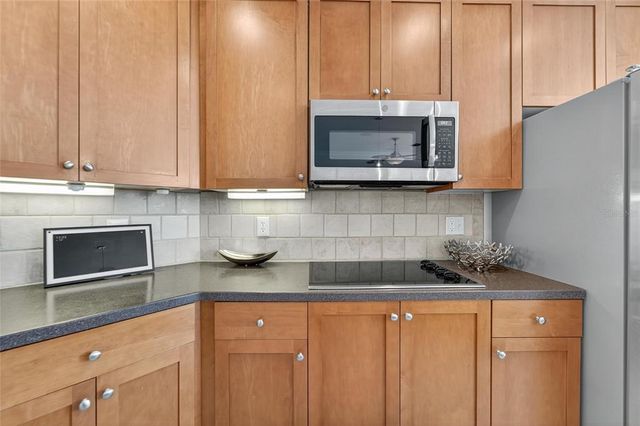 6428 SUNSET BAY CIRCLE, Apollo Beach, FL 33572