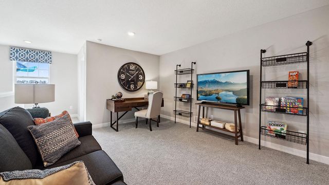 17050 Draper Way, Lakeville, MN 55044