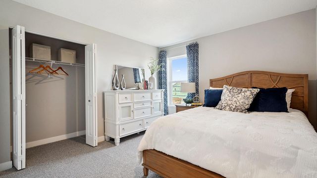 17050 Draper Way, Lakeville, MN 55044