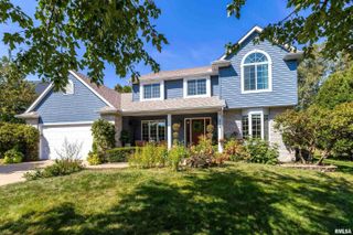 2744 ROSEHILL Avenue, Bettendorf, IA 52722