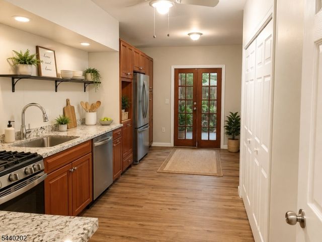 639 S Main St, Phillipsburg Town, NJ 08865