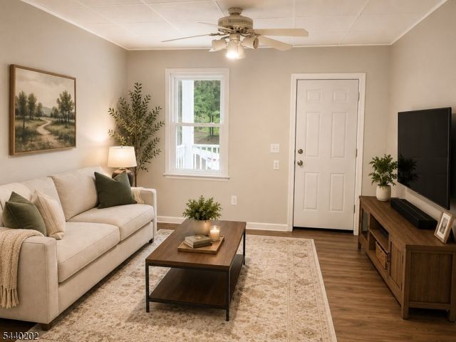 639 S Main St, Phillipsburg Town, NJ 08865