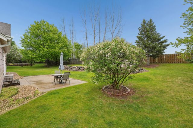 6096 Kalland Circle NE, Albertville, MN 55301