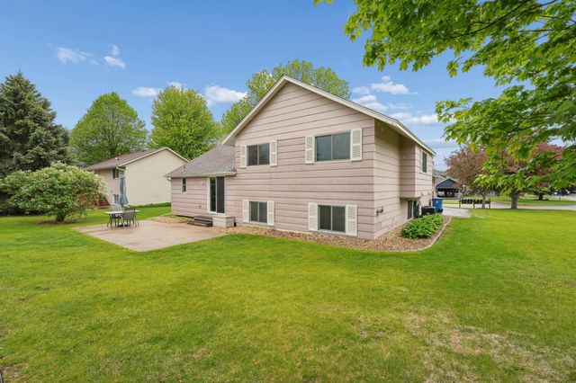 6096 Kalland Circle NE, Albertville, MN 55301