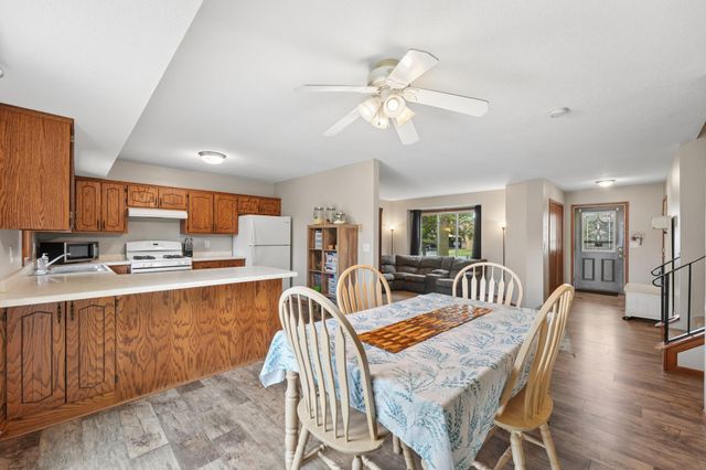 6096 Kalland Circle NE, Albertville, MN 55301