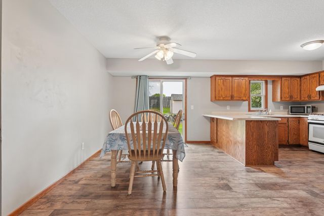 6096 Kalland Circle NE, Albertville, MN 55301