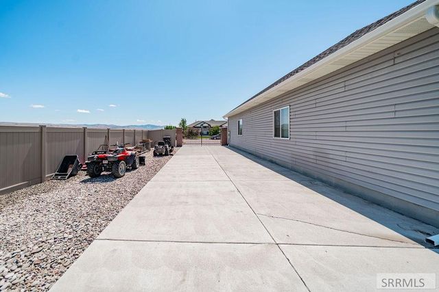 2871 Spring Gulch Drive, Ammon, ID 83406