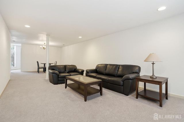 58 Windsong Circle, East Brunswick, NJ 08816