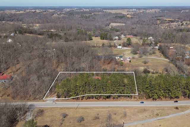 1725 Highway 52, E, Portland, TN 37148