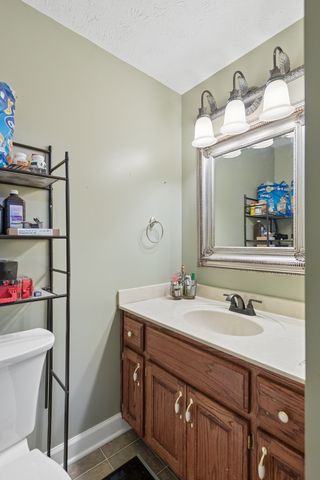 1725 Highway 52, E, Portland, TN 37148