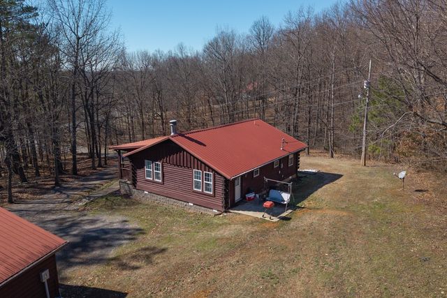 1725 Highway 52, E, Portland, TN 37148