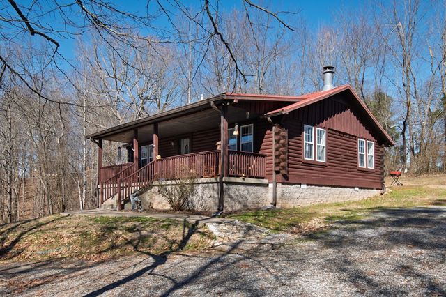 1725 Highway 52, E, Portland, TN 37148