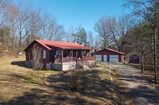 1725 Highway 52, E, Portland, TN 37148
