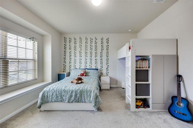 144 Falkland ST, Hutto, TX 78634