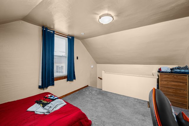 127 S Mississippi Street, Blue Grass, IA 52726