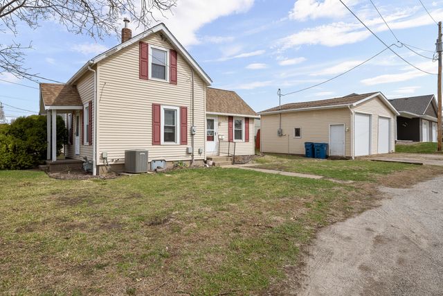 127 S Mississippi Street, Blue Grass, IA 52726