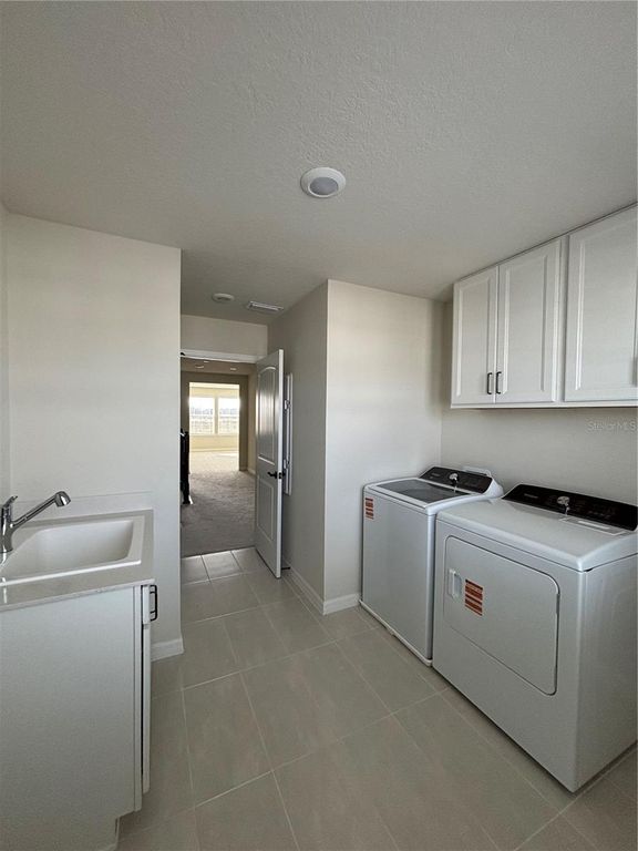 Image 19 of property listing at 6798 WILLOW VIEW AVENUE, Orlando, FL 32829