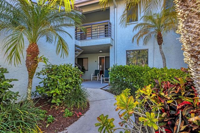 600 CARRIAGE HOUSE LANE 204, Nokomis, FL 34275