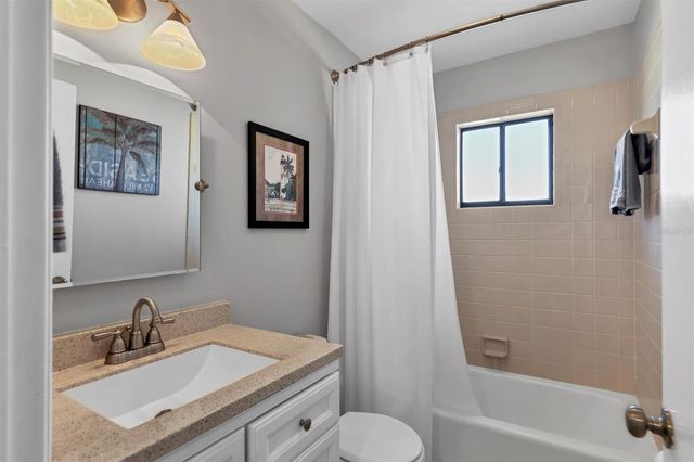 600 CARRIAGE HOUSE LANE 204, Nokomis, FL 34275