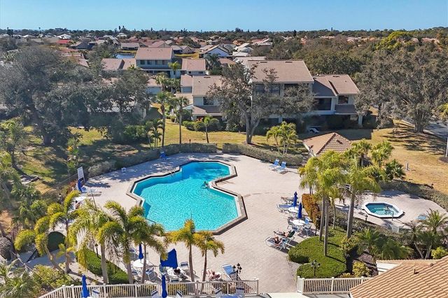 600 CARRIAGE HOUSE LANE 204, Nokomis, FL 34275