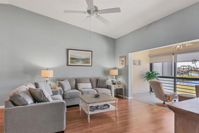 600 CARRIAGE HOUSE LANE 204, Nokomis, FL 34275