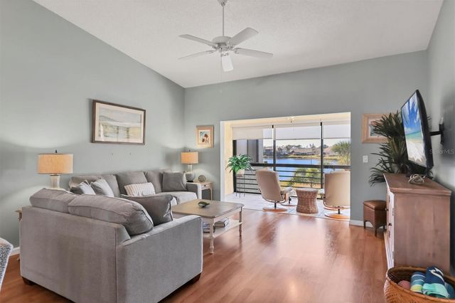 600 CARRIAGE HOUSE LANE 204, Nokomis, FL 34275