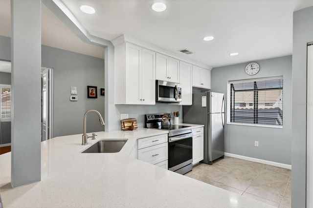 600 CARRIAGE HOUSE LANE 204, Nokomis, FL 34275