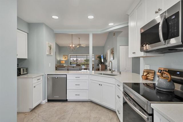 600 CARRIAGE HOUSE LANE 204, Nokomis, FL 34275