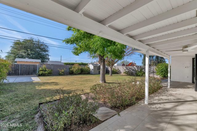 2323 E DEVONSHIRE Avenue, Phoenix, AZ 85016