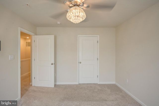 5059 SILVER OAK DR, Rosedale, MD 21237