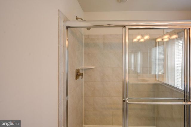 5059 SILVER OAK DR, Rosedale, MD 21237