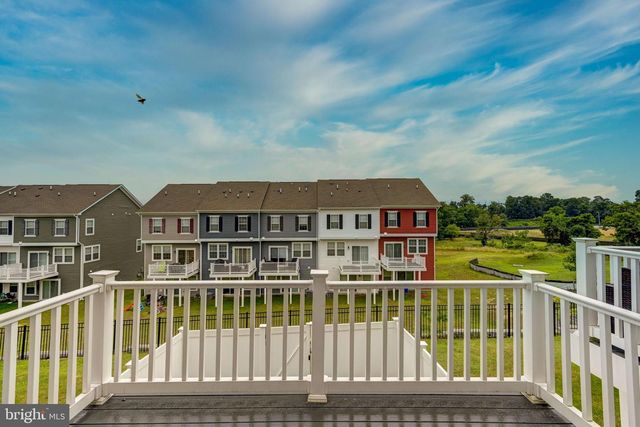 5059 SILVER OAK DR, Rosedale, MD 21237