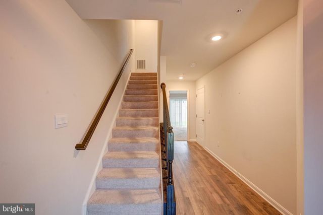 5059 SILVER OAK DR, Rosedale, MD 21237