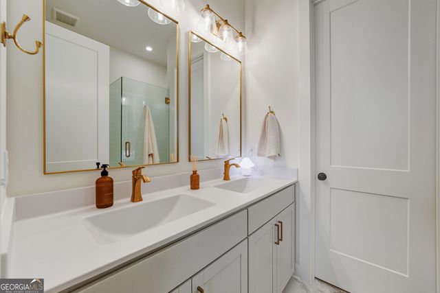 962 Bibbs Circle 7, Atlanta, GA 30318