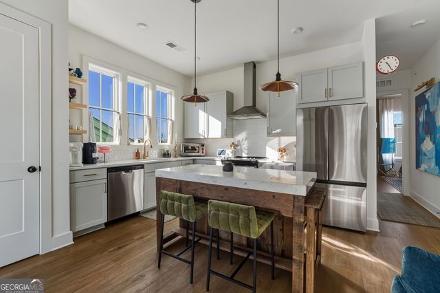 962 Bibbs Circle 7, Atlanta, GA 30318