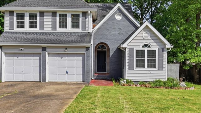 2418 Charleston Square, Chattanooga, TN 37421