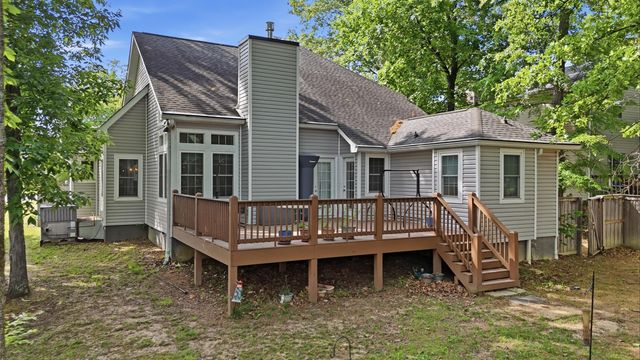 2418 Charleston Square, Chattanooga, TN 37421