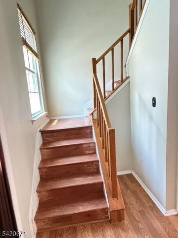 40 Whitby Cir, Franklin Twp., NJ 08873