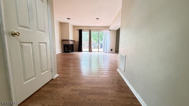 40 Whitby Cir, Franklin Twp., NJ 08873