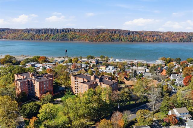 565 Broadway 4F, Hastings-on-hudson, NY 10706