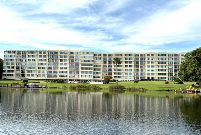 700 MIRROR TERRACE NW 507, Winter Haven, FL 33880