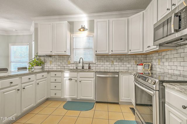 2308 Granite Drive, Johnson City, TN 37604