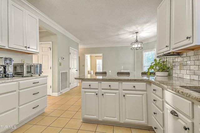 2308 Granite Drive, Johnson City, TN 37604