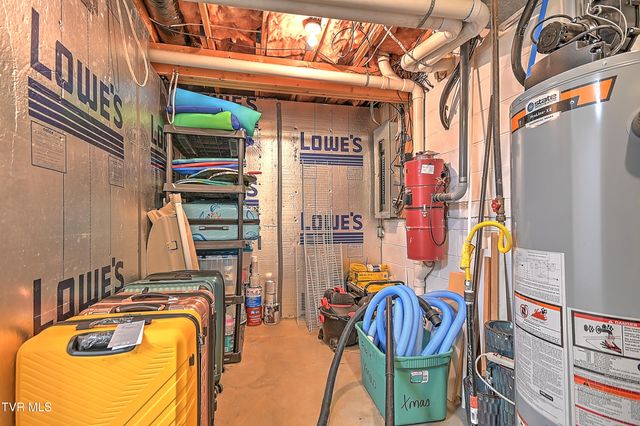 2308 Granite Drive, Johnson City, TN 37604