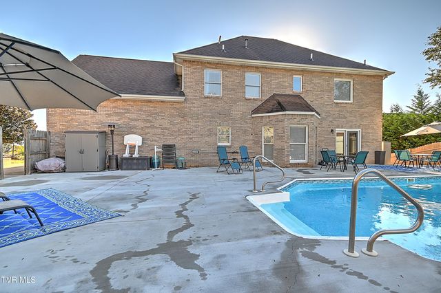 2308 Granite Drive, Johnson City, TN 37604