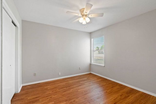 1410 Moore Ave, Portland, TX 78374