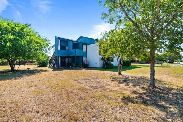 1410 Moore Ave, Portland, TX 78374