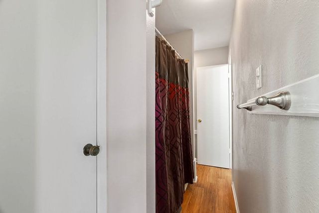 1410 Moore Ave, Portland, TX 78374