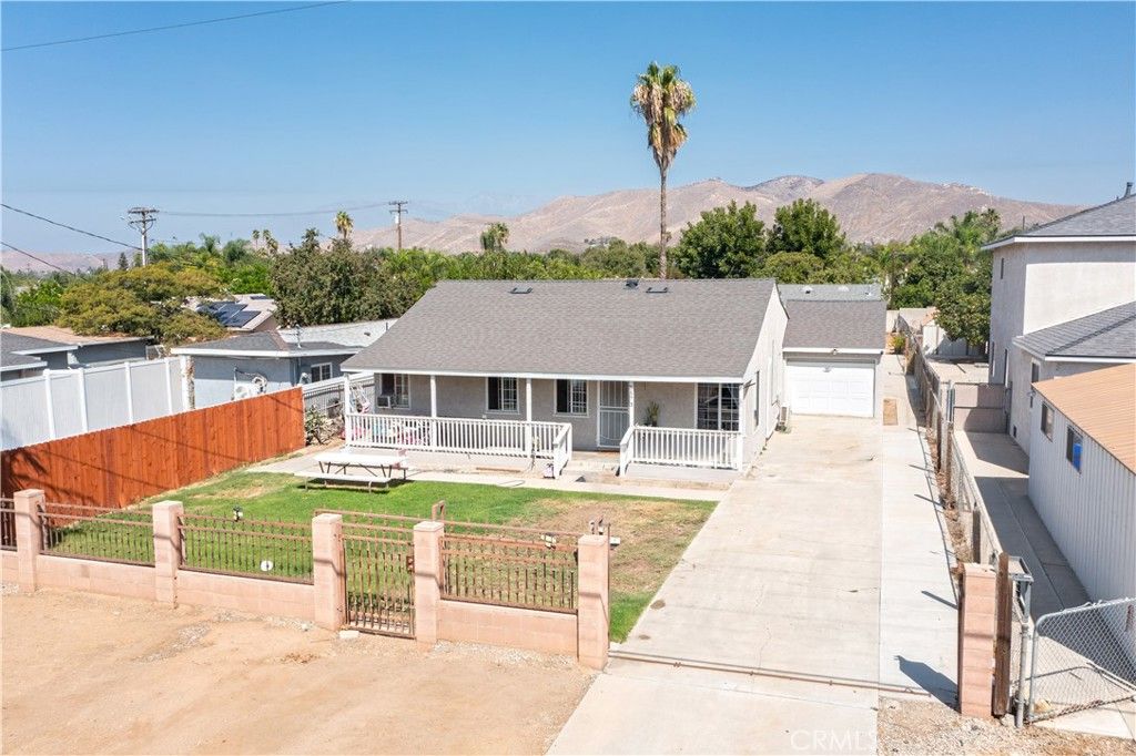 8573 Galena Street, Jurupa Valley, CA 92509 — exterior