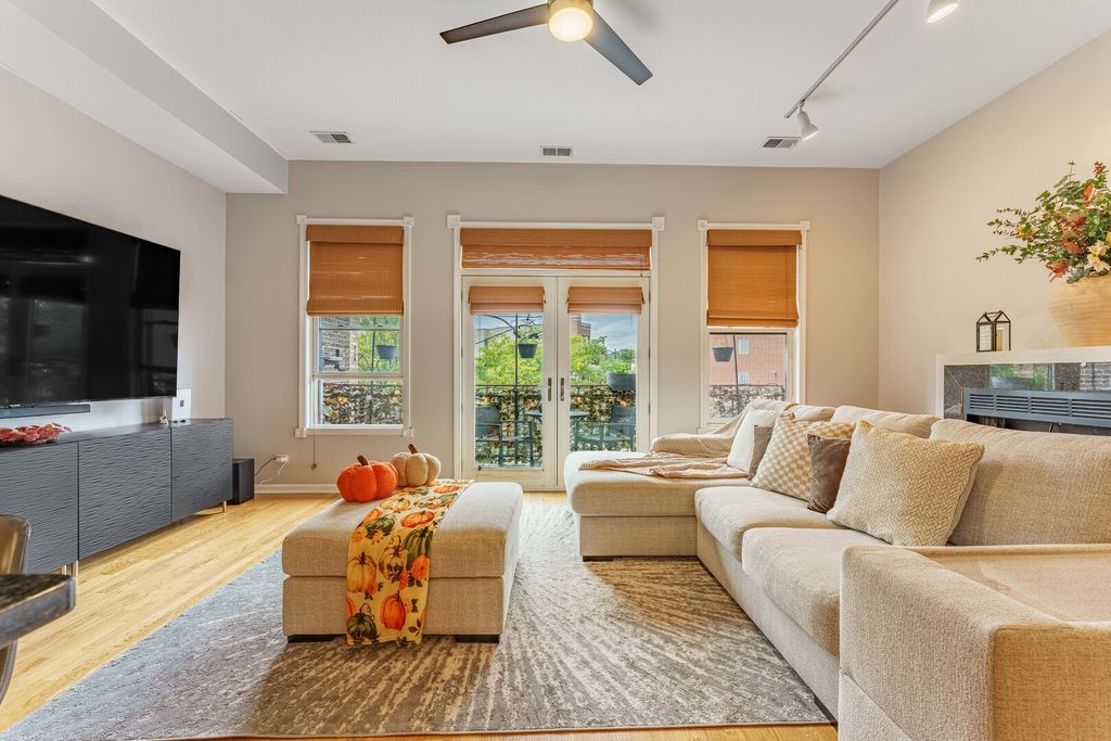 4806 N Milwaukee Avenue 2W, Chicago, IL 60630 — photo 4